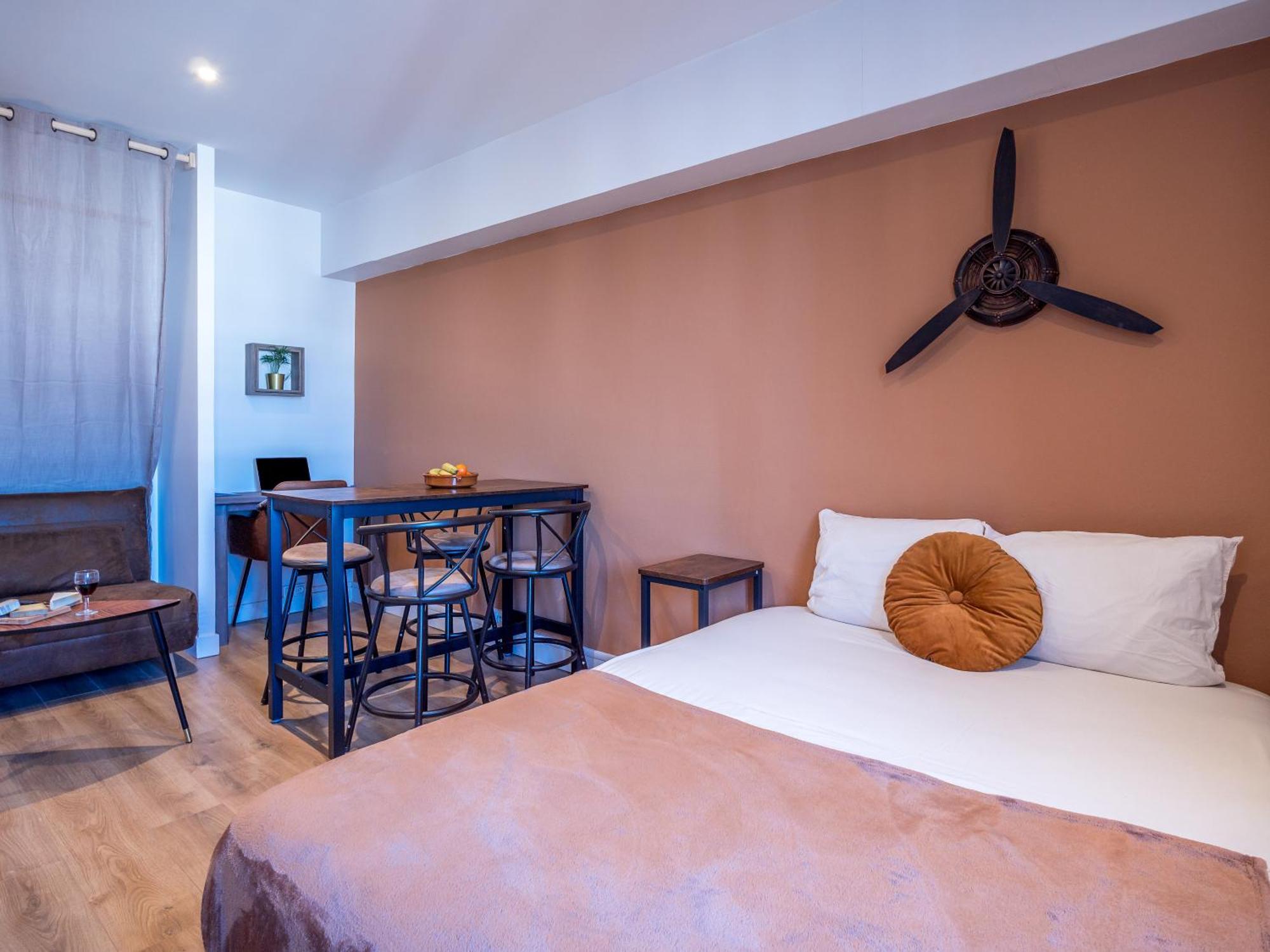 Le Cosy Shelby Proche Gare 150M Apartment Villefranche-sur-Saone Luaran gambar
